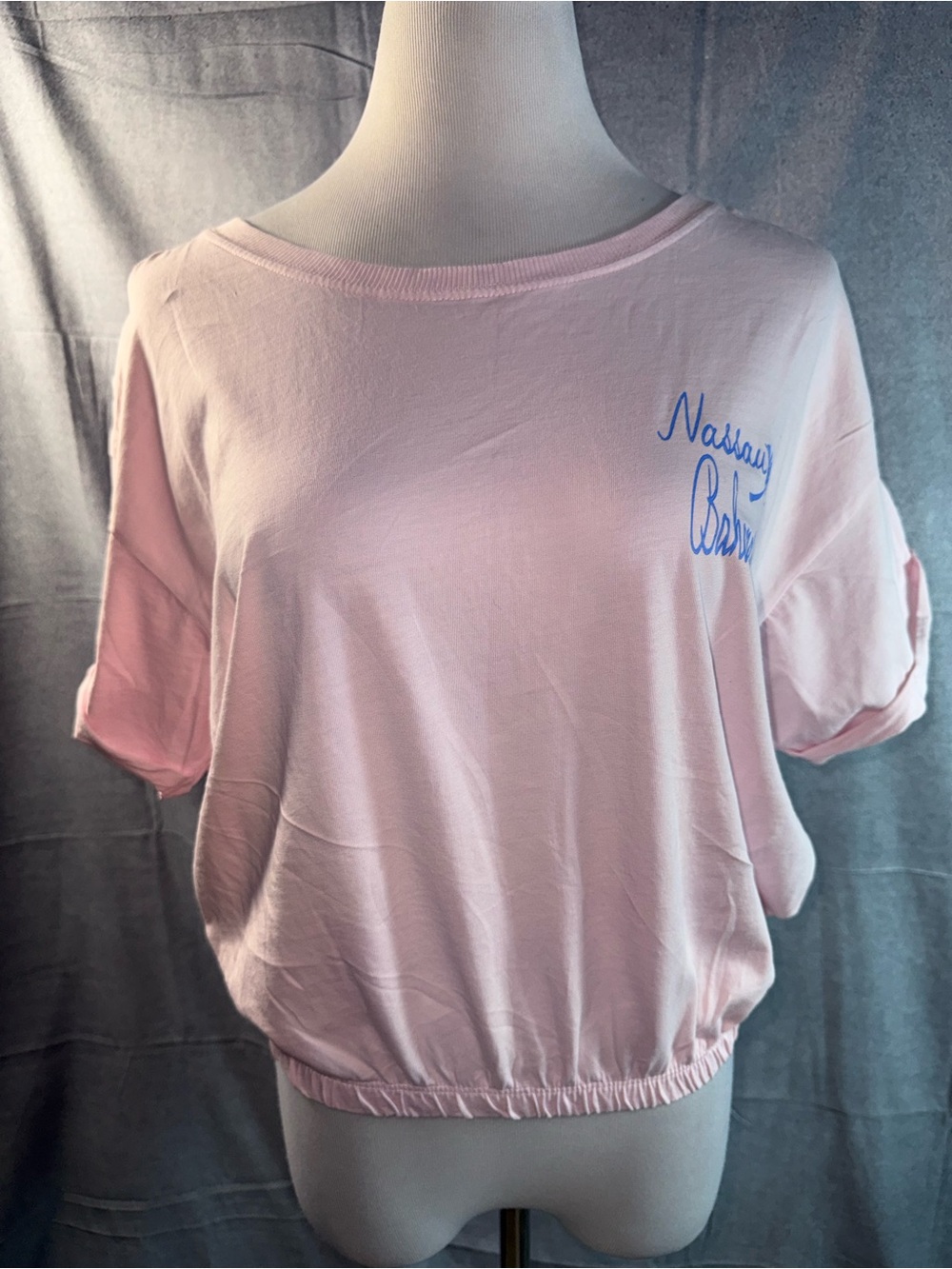 2214-Ocean Drive Pink Short Sleeve Elastic Hem Crop Top with Blue Script